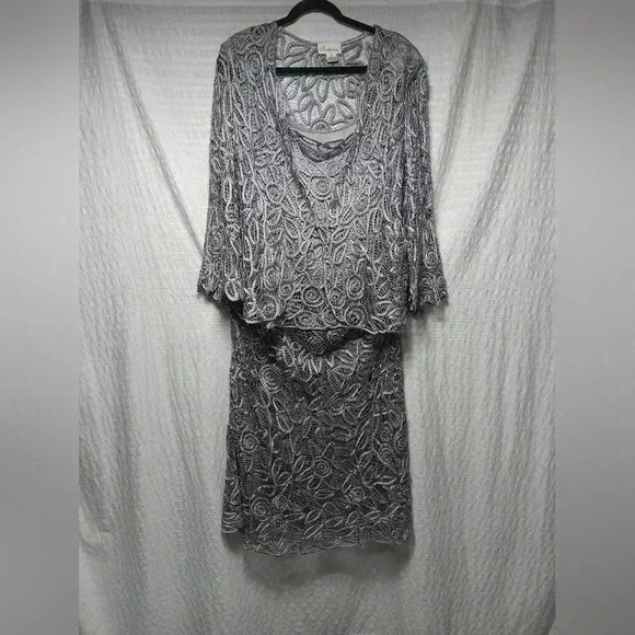 SOULMATES Hand Crochet 3/4 Bell Sleeve 3pc Evening gown. Silver with beading. XL - Picture 1 of 16